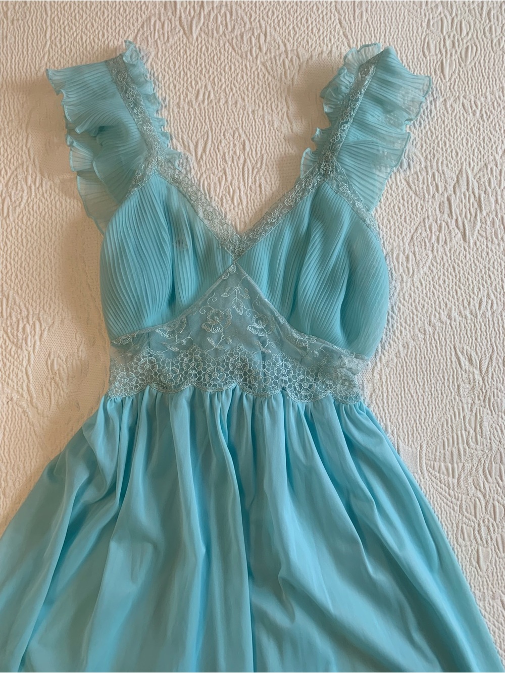 Vintage 1960s Beau Monde Lingerie Blue Nylon Maxi Nightgown Size 36 Coquette